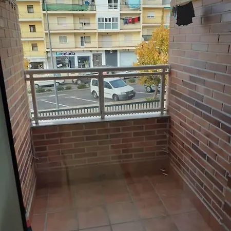 El Pisito De Irene Apartment *